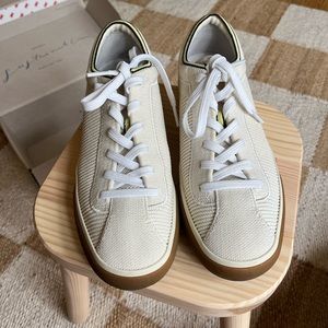 Rothy’s the Lace Up Sneaker
